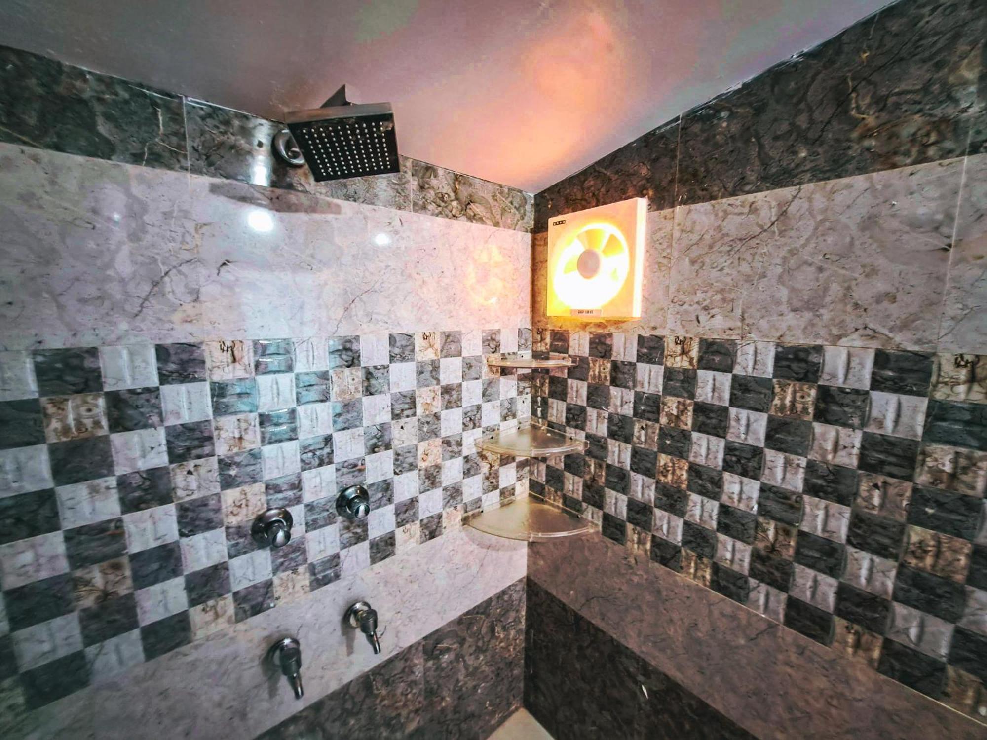 The Pahadi Nest Mukteshwar Hotell Eksteriør bilde